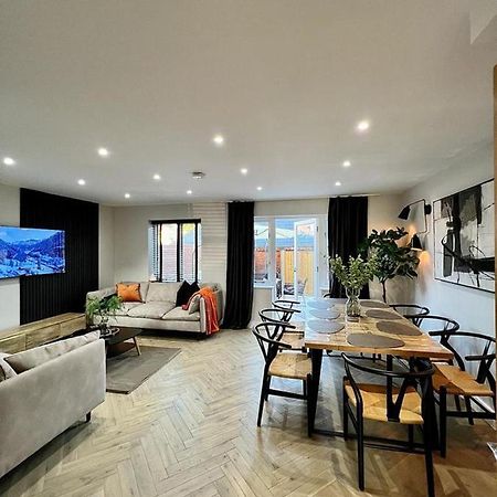 Charming 3-Bed House With 1 Parking Space Canterbury Bagian luar foto